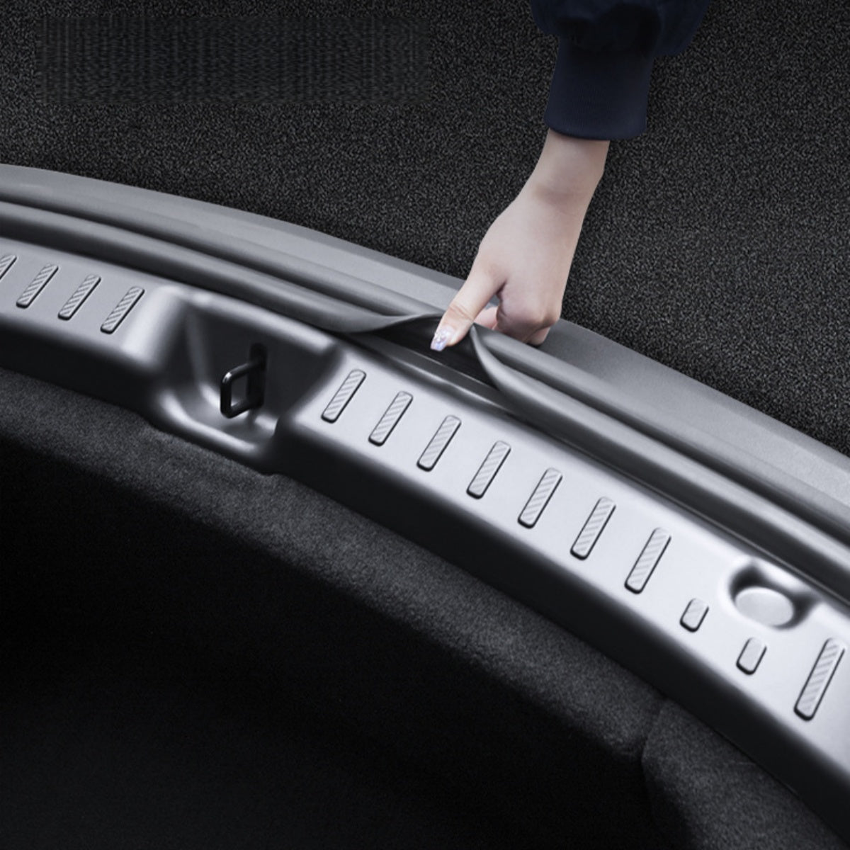 Durable TPE trunk sill protector for Tesla 2025 Model Y, weather and corrosion resistant for long-lasting use